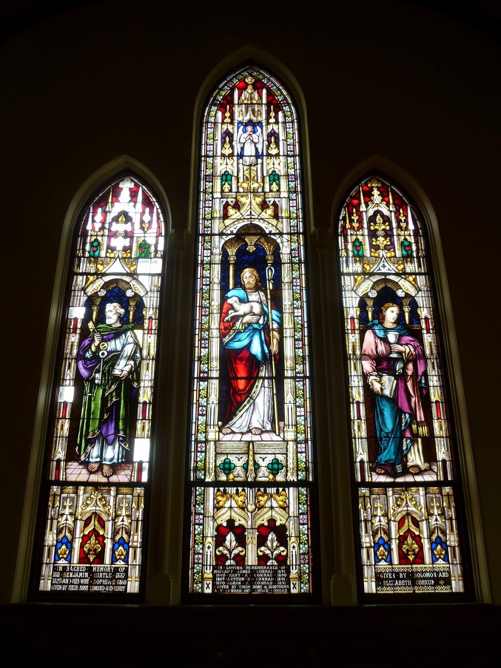 Cranberry Stained Glass | 102 Chain Lake Dr, Halifax, NS B3S 1A7, Canada | Phone: (902) 876-5167