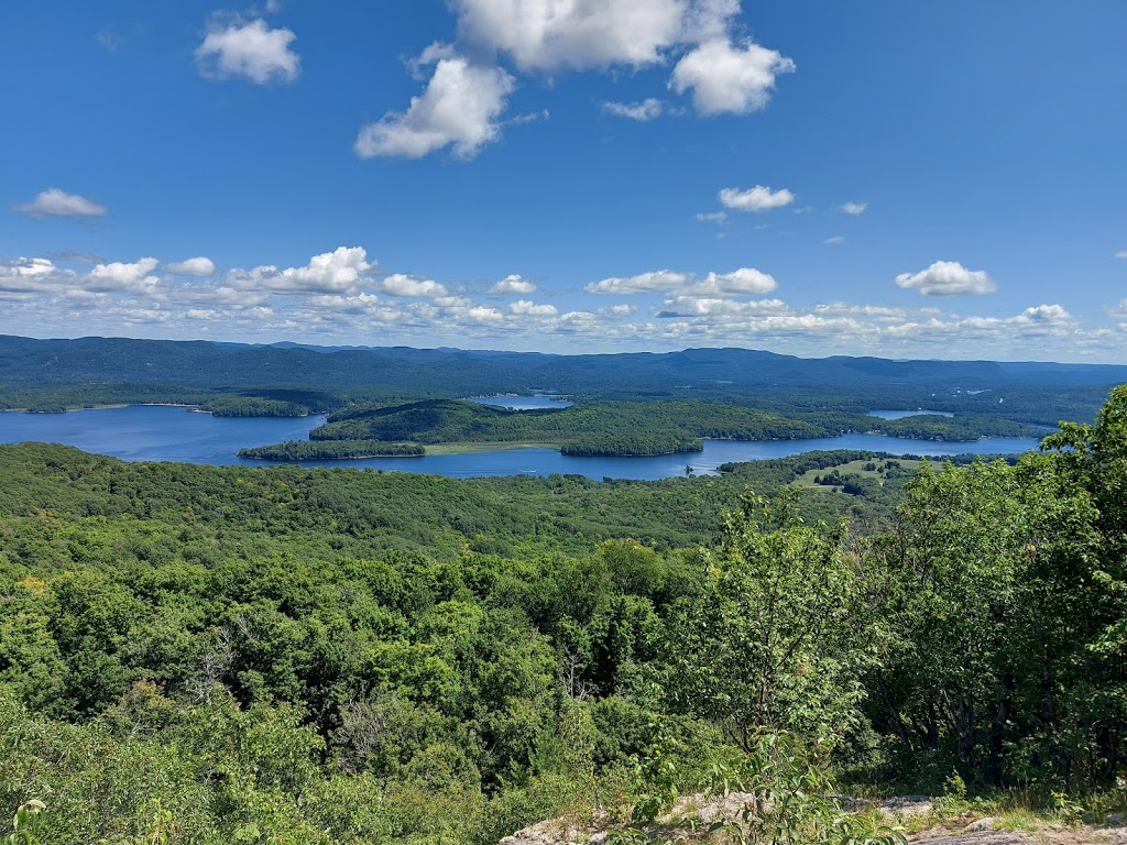 Belvedere Lookout - Poisson Blanc Sur La Montagne Du Fort | Notre-Dame-du-Laus, QC J0W 1S0, Canada | Phone: (866) 707-2999