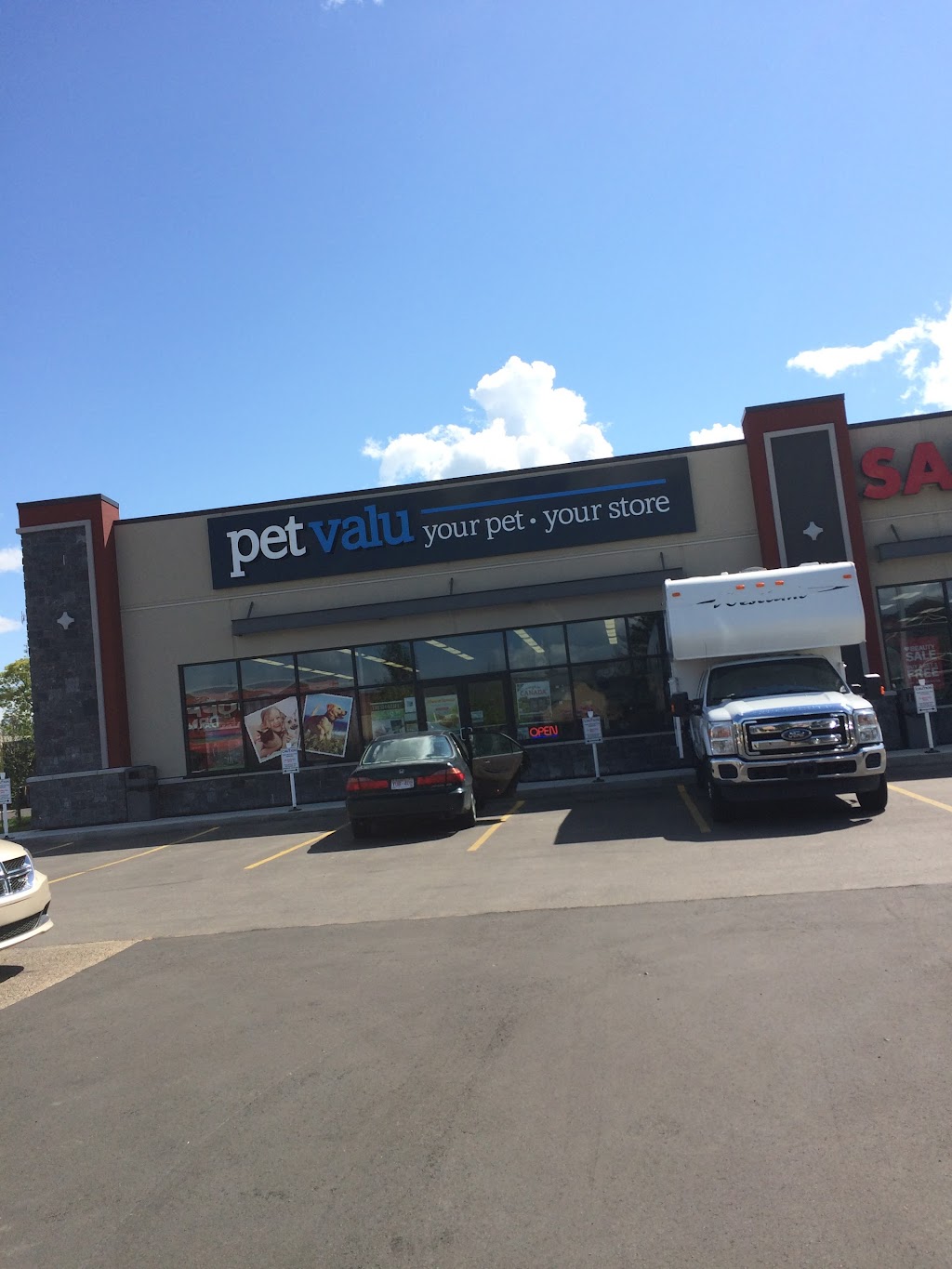 Pet Valu | 70 McLeod Ave #508, Spruce Grove, AB T7X 3C7, Canada | Phone: (780) 948-0776