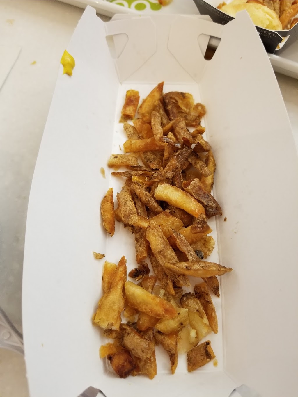 New York Fries - Richmond Centre | 6551 No 3 Rd 1400 2405, Richmond, BC V6Y 2B6, Canada | Phone: (604) 370-0470