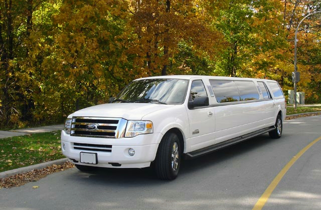 Main Street Limousine | 4981 Sideline 20, Claremont, ON L1Y 1A2, Canada | Phone: (416) 991-6246
