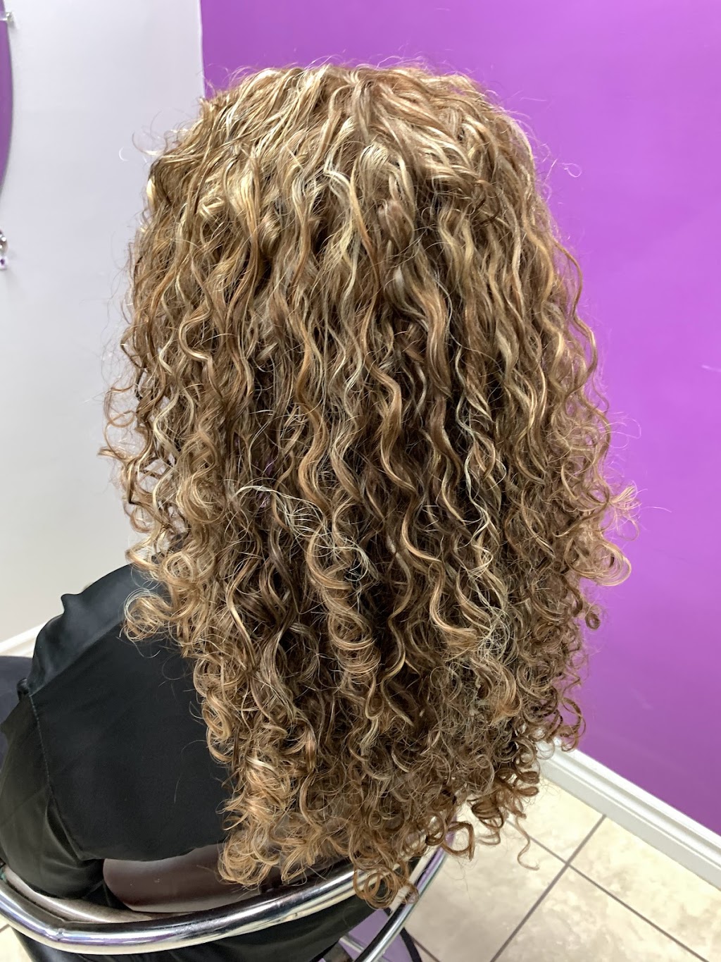 Hair Jazz | 45 Imperial Crown Ln, Barrie, ON L4N 5X1, Canada | Phone: (905) 898-2001