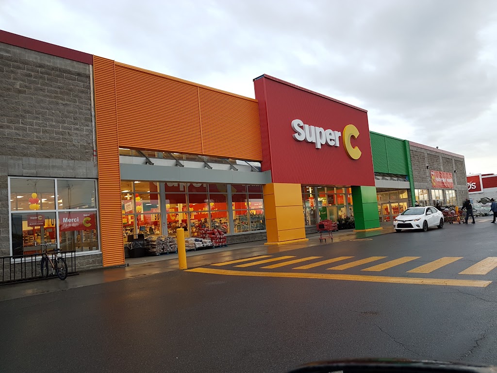 Super C | 1620 Bd Monseigneur-Langlois, Salaberry-de-Valleyfield, QC J6S 1E3, Canada | Phone: (450) 373-4543