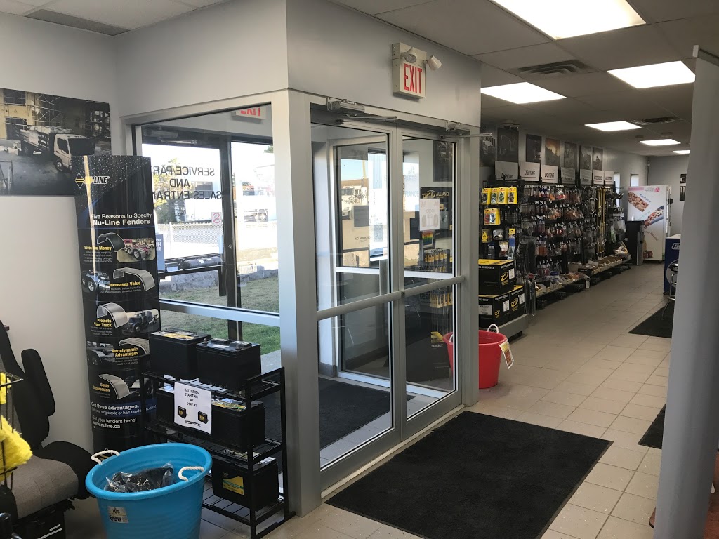 Highway Western Star | 1021 Industrial Rd, Ayr, ON N0B 1E0, Canada | Phone: (519) 740-2405