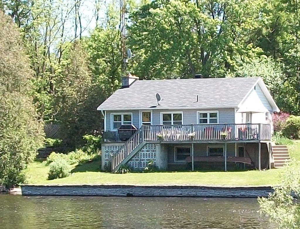 Mill Cottage BnB | 4 Mill Lane, Burritts Rapids, ON K0G 1B0, Canada | Phone: (613) 325-6110