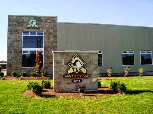 TLC Pet Food | 3514 Bleams Rd, New Hamburg, ON N3A 2J7, Canada | Phone: (877) 328-8400