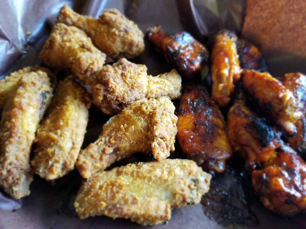 Memphis BBQ & Wicked Wings | 327 Bronte St S, Milton, ON L9T 4A4, Canada | Phone: (905) 864-7979