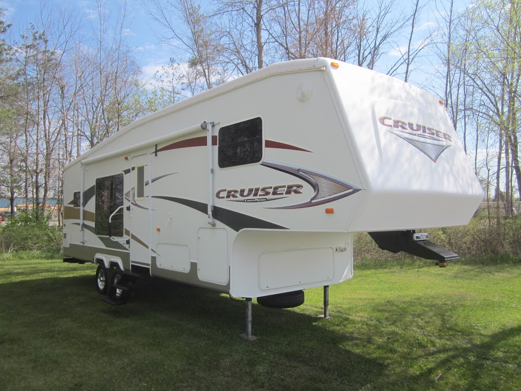 Hills RV | 89 Zimmerman St S, Strathroy, ON N7G 0A3, Canada | Phone: (519) 878-0815