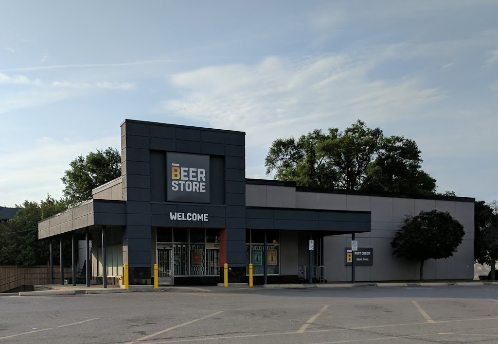 Beer Store | 420 Lakeshore Rd E, Mississauga, ON L5G 1H5, Canada | Phone: (905) 278-2334