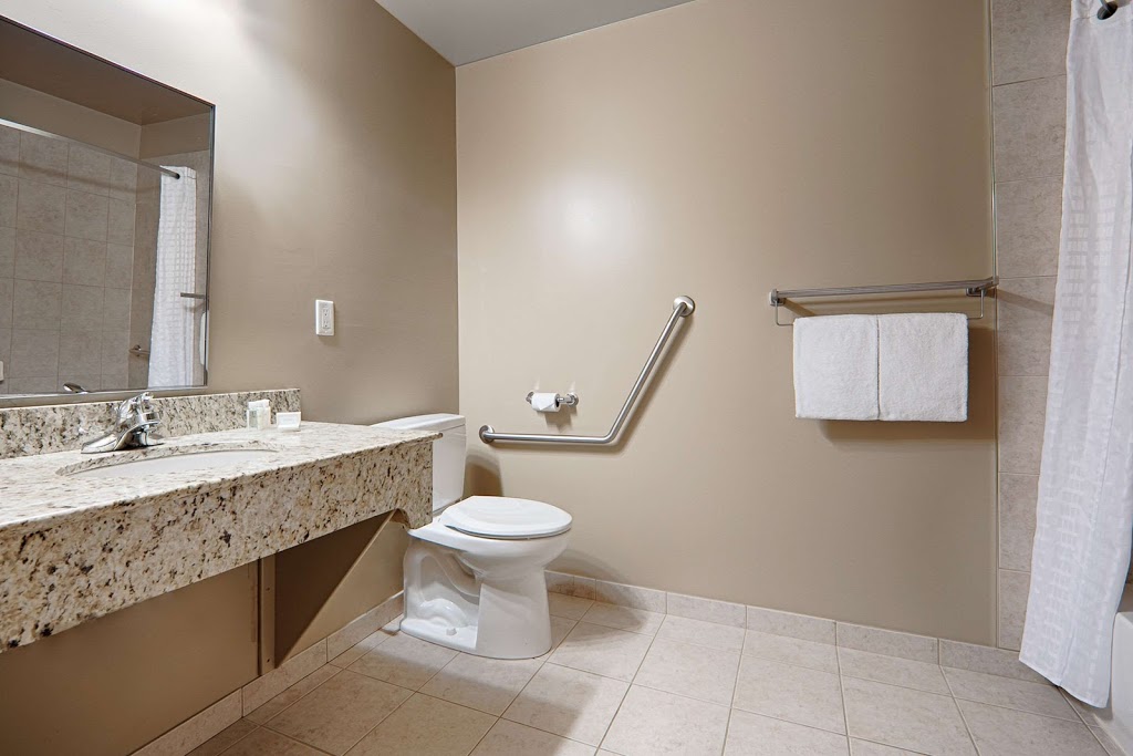 Quality Inn & Suites | 5501 50 Ave, Rimbey, AB T0C 2J0, Canada | Phone: (403) 843-2999