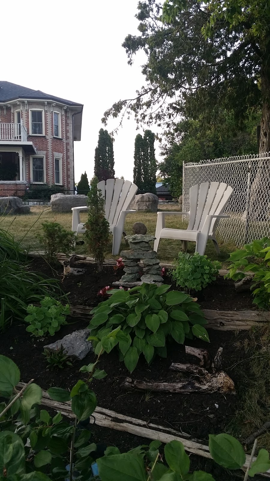 Rippling Waters Bed and Breakfast | 20 Front St E, Lindsay, ON K9V 4R4, Canada | Phone: (905) 820-0976