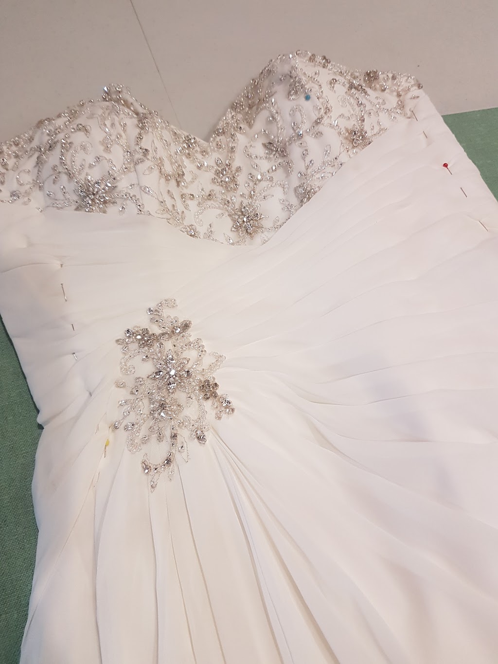 Nile Bridal & Alterations | 19 Grassy Lake Dr, Winnipeg, MB R3Y 1S3, Canada | Phone: (204) 421-9151