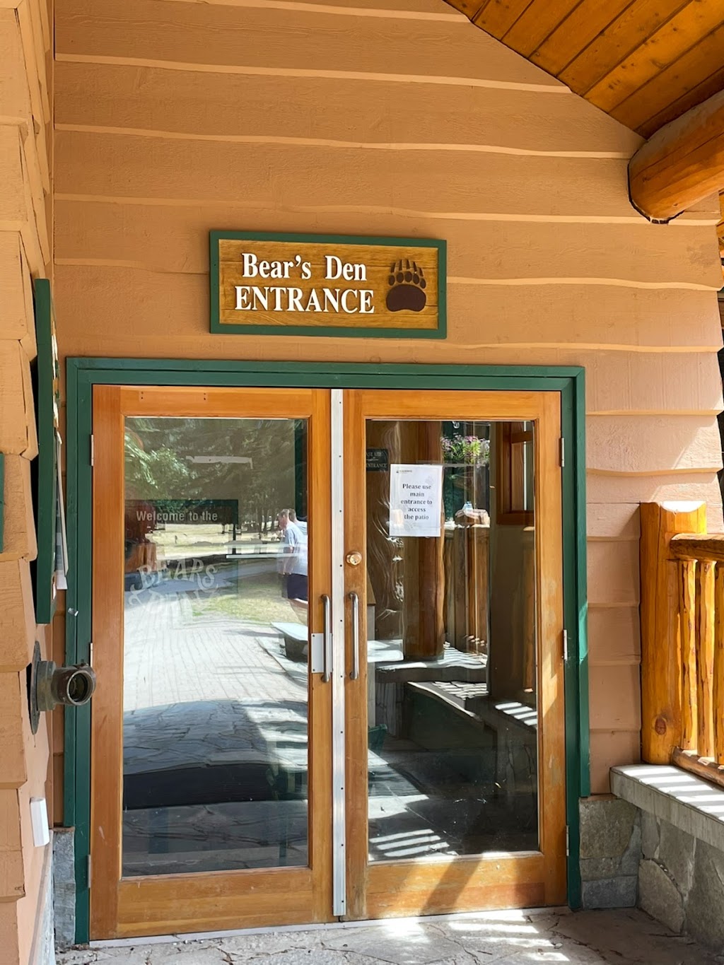 Bears Den Pub | 7500 Crowsnest Hwy, Manning Park, BC V0X 1R0, Canada | Phone: (604) 668-5922 ext. 2117