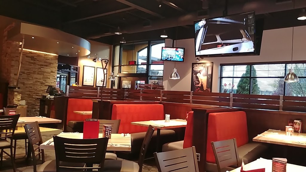 Boston Pizza | 155 Rue de la Visitation, Saint-Charles-Borromée, QC J6E 4N4, Canada | Phone: (450) 755-6060