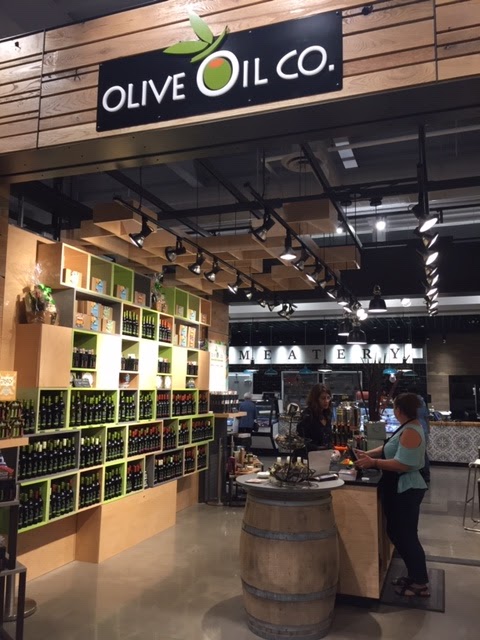 Newmarket Olive Oil Co | Market & Co, 17600 Yonge St, Newmarket, ON L3Y 4Z1, Canada | Phone: (905) 235-7645