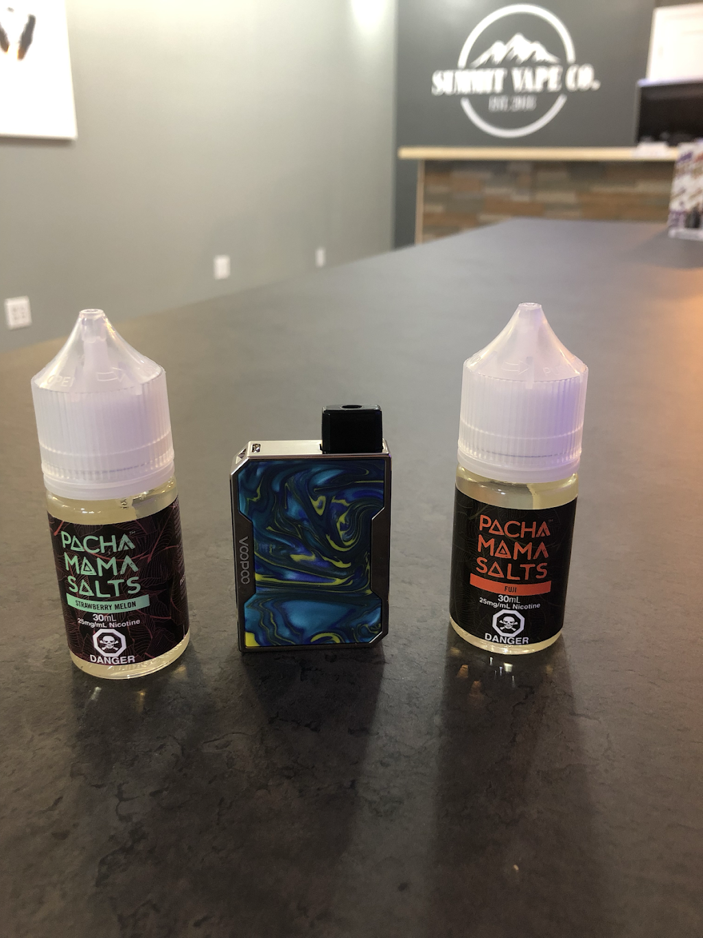 Summit Vape Co. | 355 Erb St W #3B, Waterloo, ON N2L 1W4, Canada | Phone: (226) 476-6594