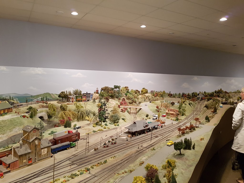 St. Jacobs & Aberfoyle Model Railway | 1440 King St N Building 3, St. Jacobs, ON N0B 2N0, Canada | Phone: (519) 664-3737