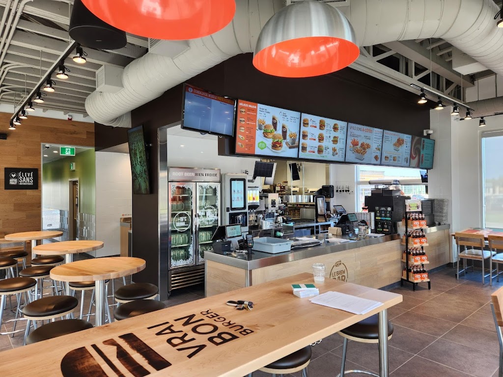 A&W Canada | 16 Rte de la Pinière, Pont-Rouge, QC G3H 2Z3, Canada | Phone: (581) 329-2923