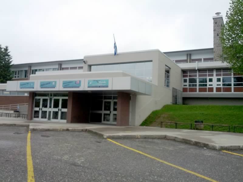 School Deux Rives | 3300 10e Av, Saint-Georges, QC G5Y 4G2, Canada | Phone: (418) 228-5541 ext. 5751