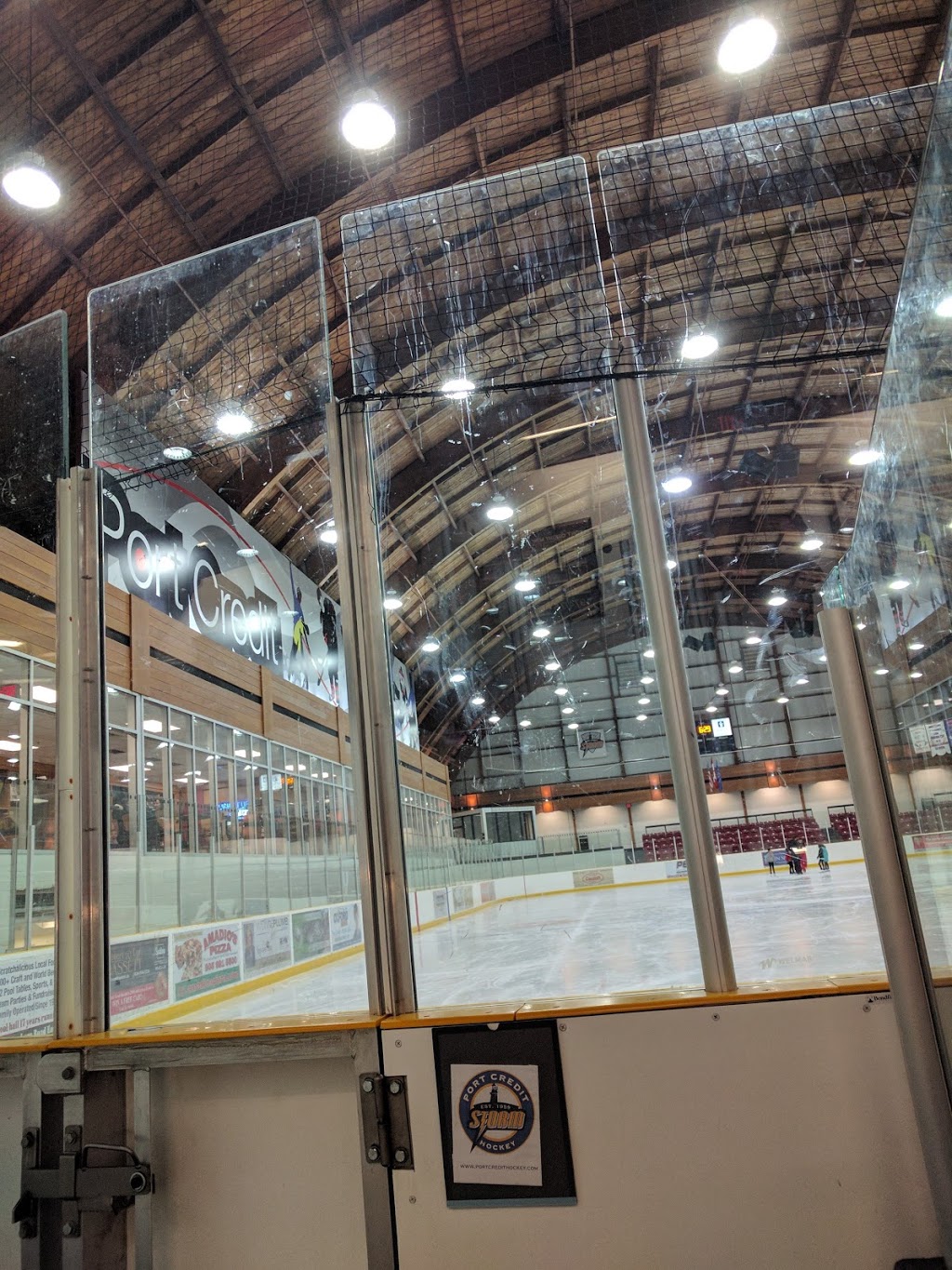 Port Credit Memorial Arena | 40 Stavebank Rd, Mississauga, ON L5G 2T8, Canada | Phone: (905) 615-4830