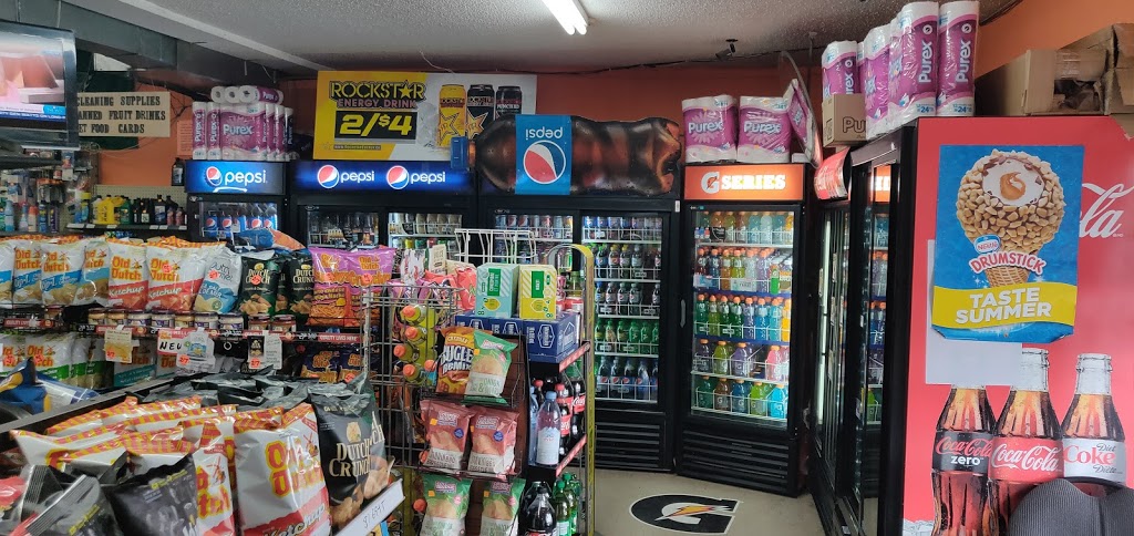 Gregs Grocery Plus | 3501 11th St W, Saskatoon, SK S7M 1K6, Canada | Phone: (306) 978-7990