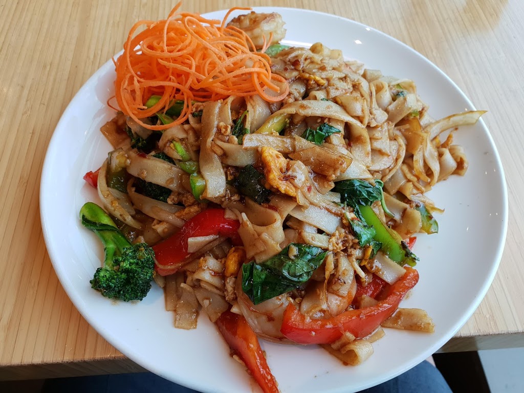 Baan Thai Wok & Bar (Broadmead) | 777 Royal Oak Dr #400, Victoria, BC V8X 4V1, Canada | Phone: (250) 658-0057