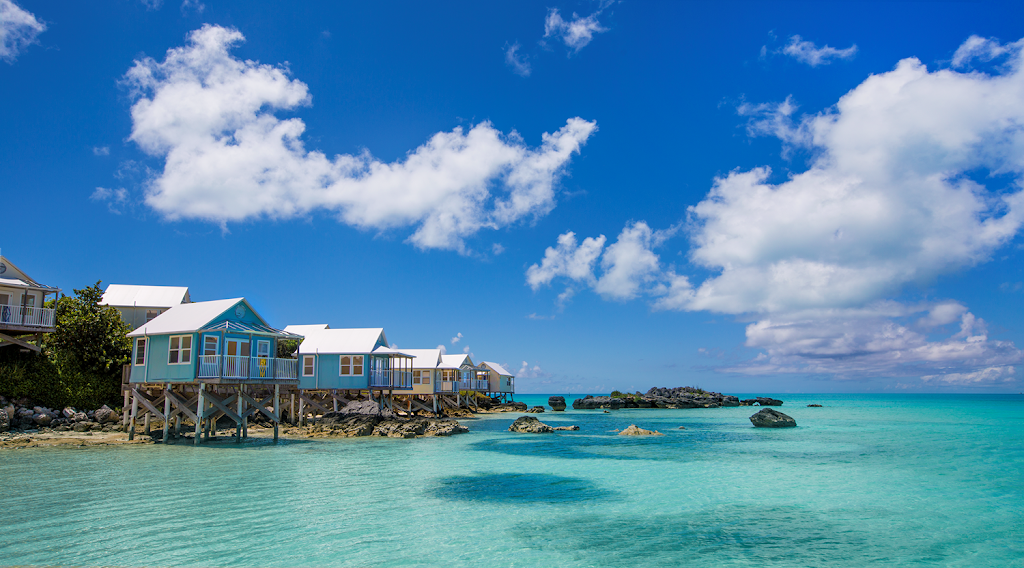 Bermuda Accommodations Inc. | 184 Prince Edward Dr S, Etobicoke, ON M8Y 3W9, Canada | Phone: (416) 232-2243