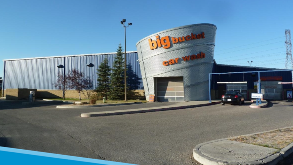 Big Bucket Car & Truck Wash | 4591 25 St SE, Calgary, AB T2B 3R9, Canada | Phone: (403) 235-6471