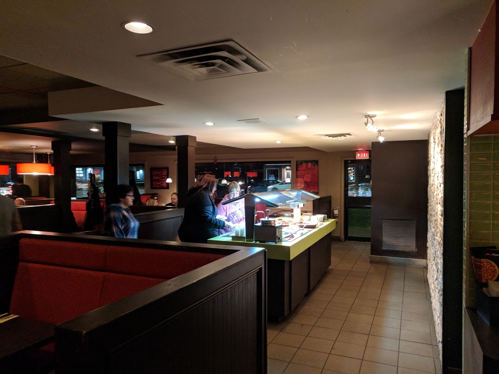 Pizza Hut | 2297 St Joseph Blvd Unit J, Orléans, ON K1C 1E7, Canada | Phone: (613) 837-7300