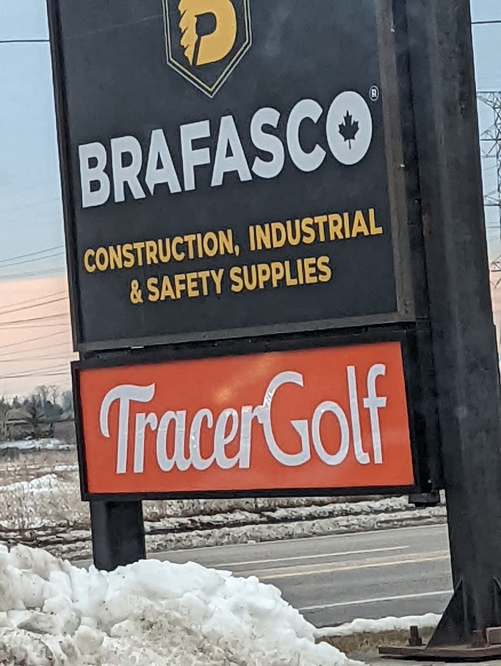 Tracer Golf Driving Range | 1698 Bayly St UNIT 5, Pickering, ON L1W 1L9, Canada | Phone: (647) 812-8524