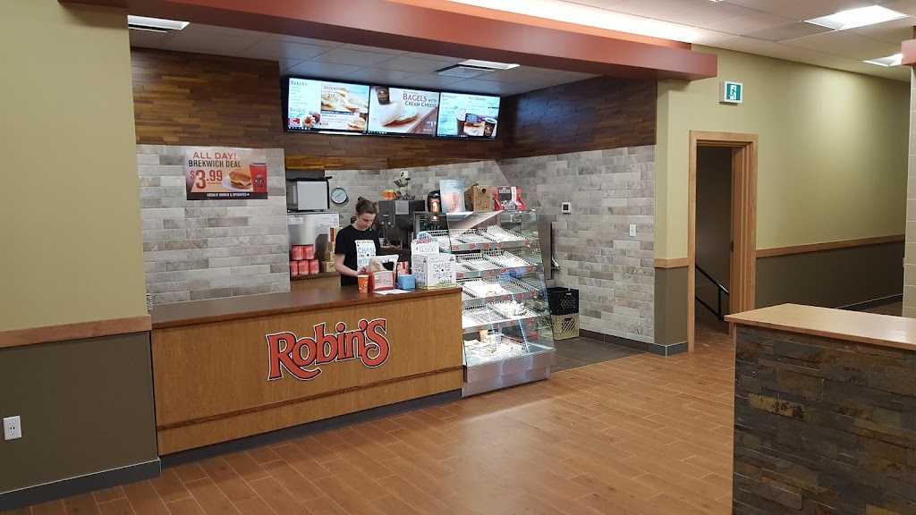 Robins Donuts | 41 Broadway St S, Kensington, PE C0B 1M0, Canada | Phone: (902) 836-5679