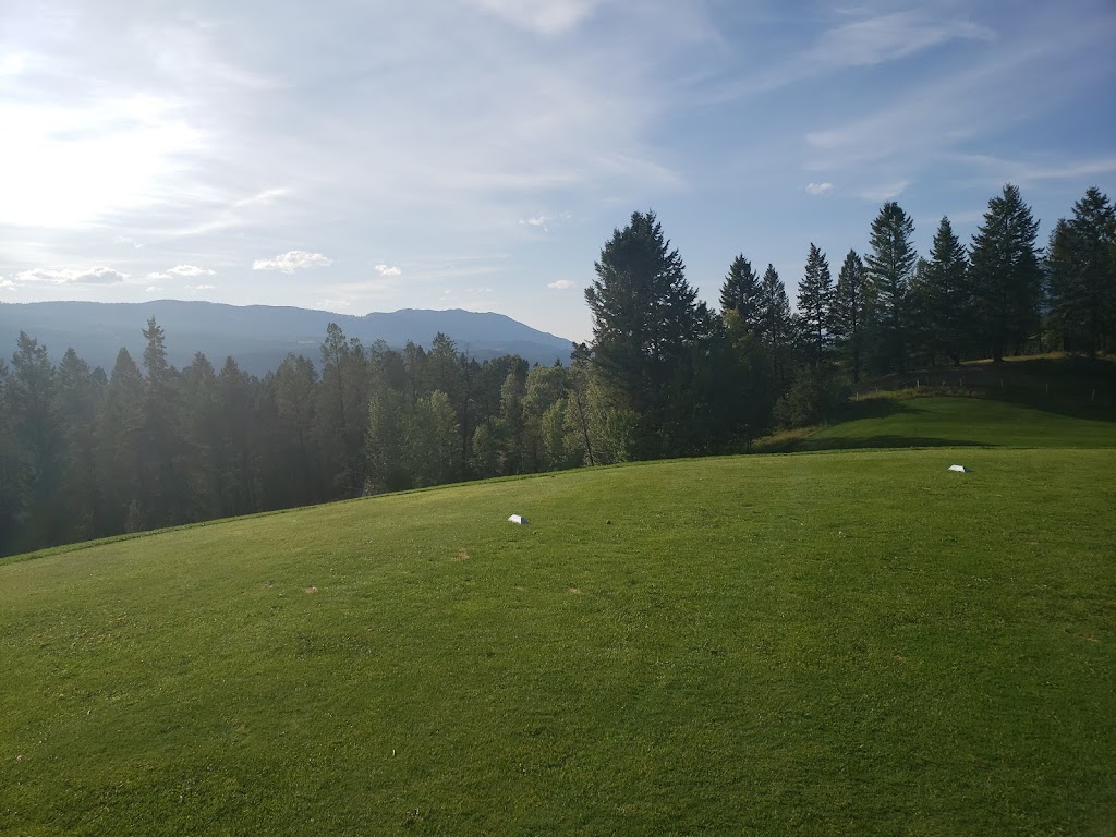 Edgewater Hilltop Par 3 | BC-95, Edgewater, BC V0A 1E0, Canada | Phone: (250) 347-6502