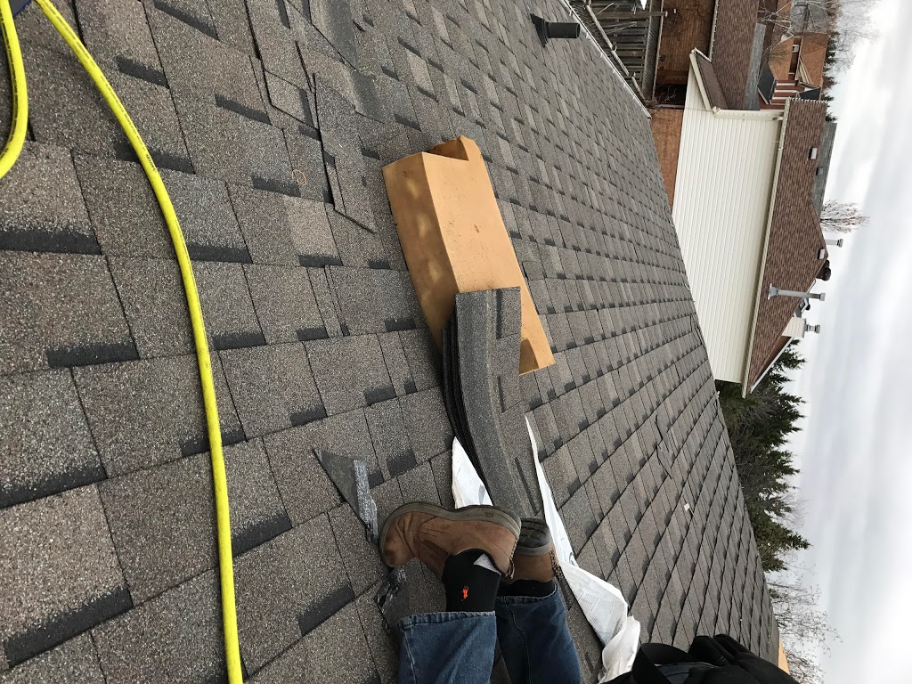 Runda Roofing Inc | 2068 Gibson St, Innisfil, ON L9S 4B7, Canada | Phone: (705) 970-8966