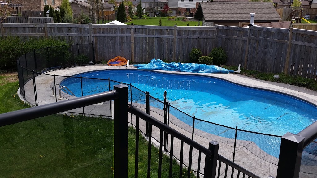 safety fence ontario | 1195 North Service Rd E, Oakville, ON L6H 1A7, Canada | Phone: (905) 616-7633