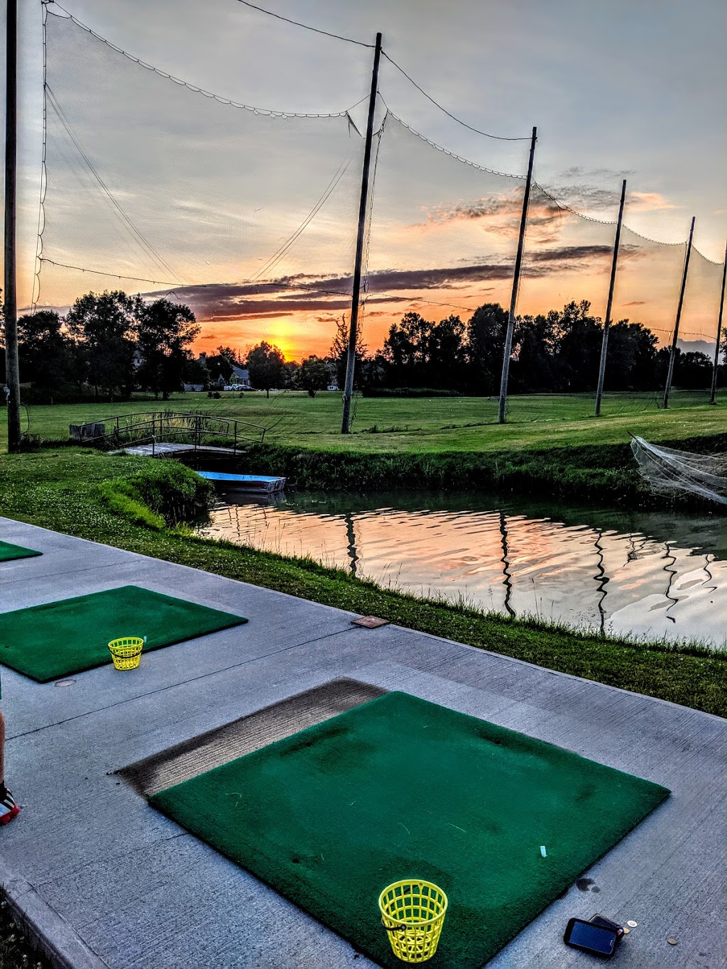 Bayview Golfing Centre | 1915 Old Highway 2, Belleville, ON K8N 4Z2, Canada | Phone: (613) 962-1254