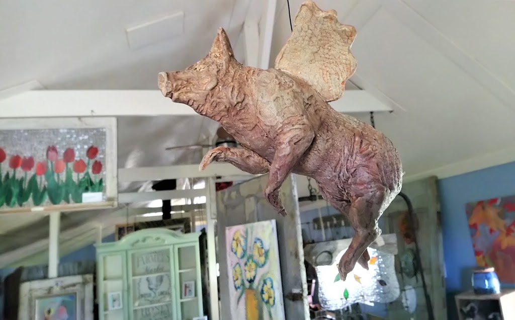 The Piggery Gallery | 53 Wartman Rd, Newburgh, ON K0K 2S0, Canada | Phone: (343) 333-7801