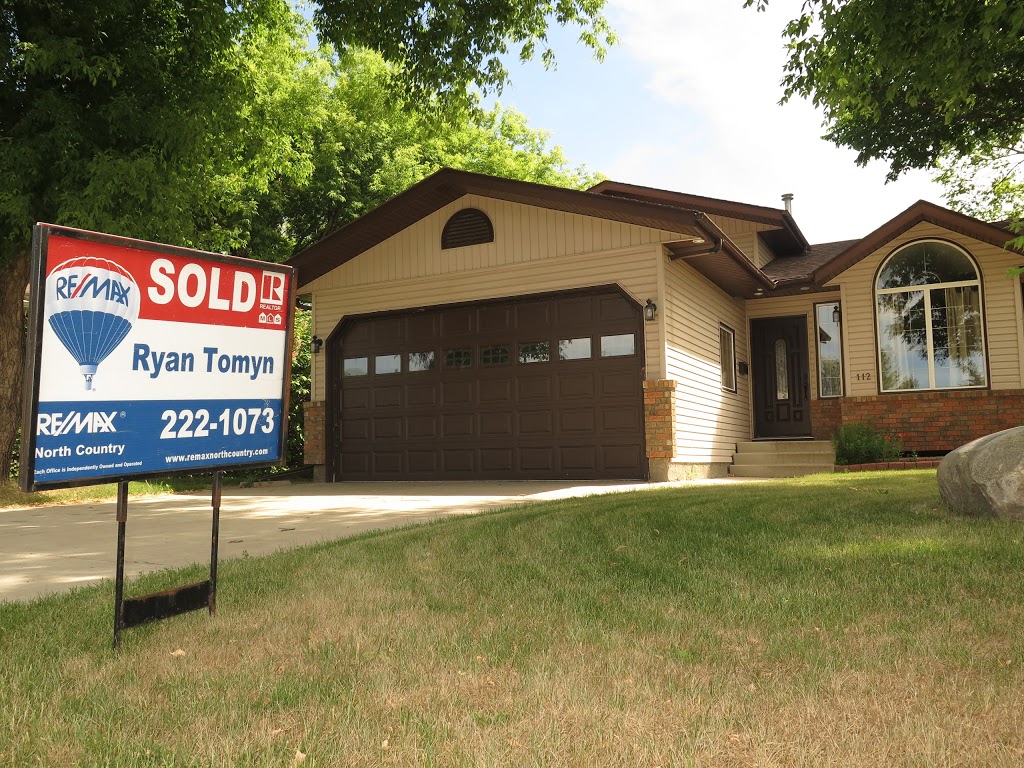 RE/MAX North Country Ryan Tomyn and Bill Spezowka | 110 Central St, Warman, SK S0K 4S0, Canada | Phone: (306) 222-1073