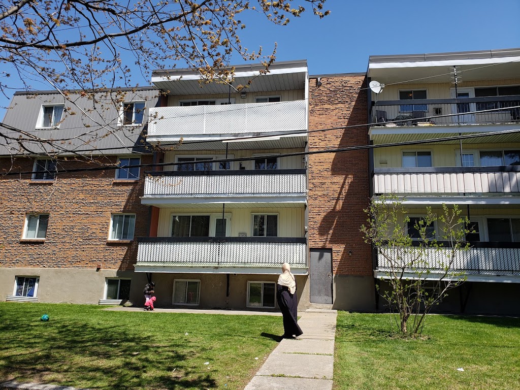 Condominium Formula Un | 6350 Avenue Bienville, Brossard, QC J4Z 1X3, Canada | Phone: (450) 676-3705