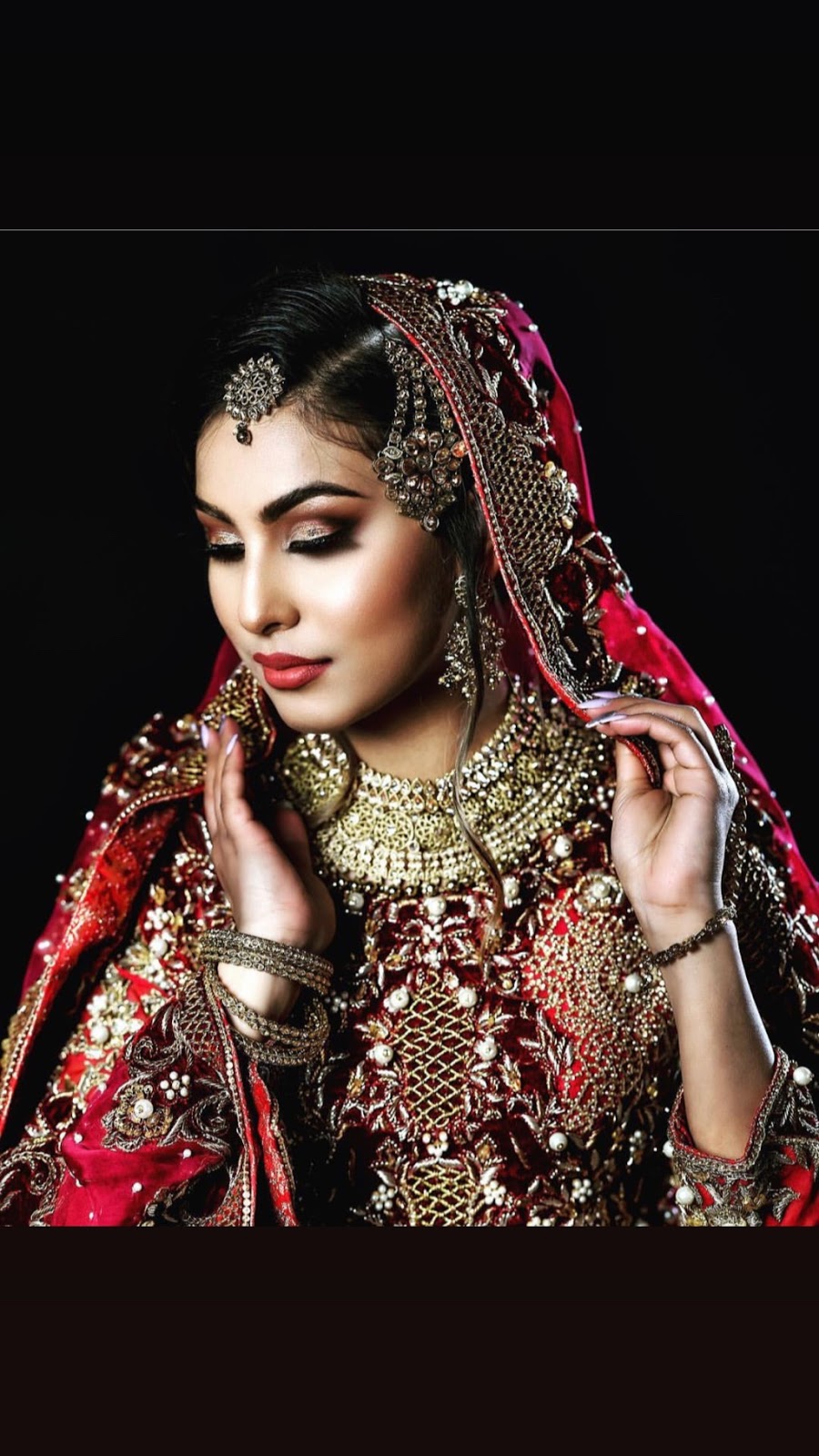 Amna Makeup Artist | 12 Collis Dr, Bradford, ON L3Z 0S9, Canada | Phone: (647) 280-5362