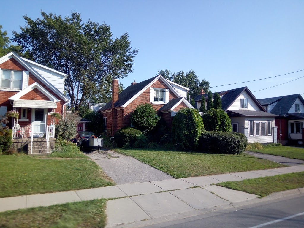 Hofstetter Park | 40 Hofstetter Ave, Kitchener, ON N2A 1B3, Canada