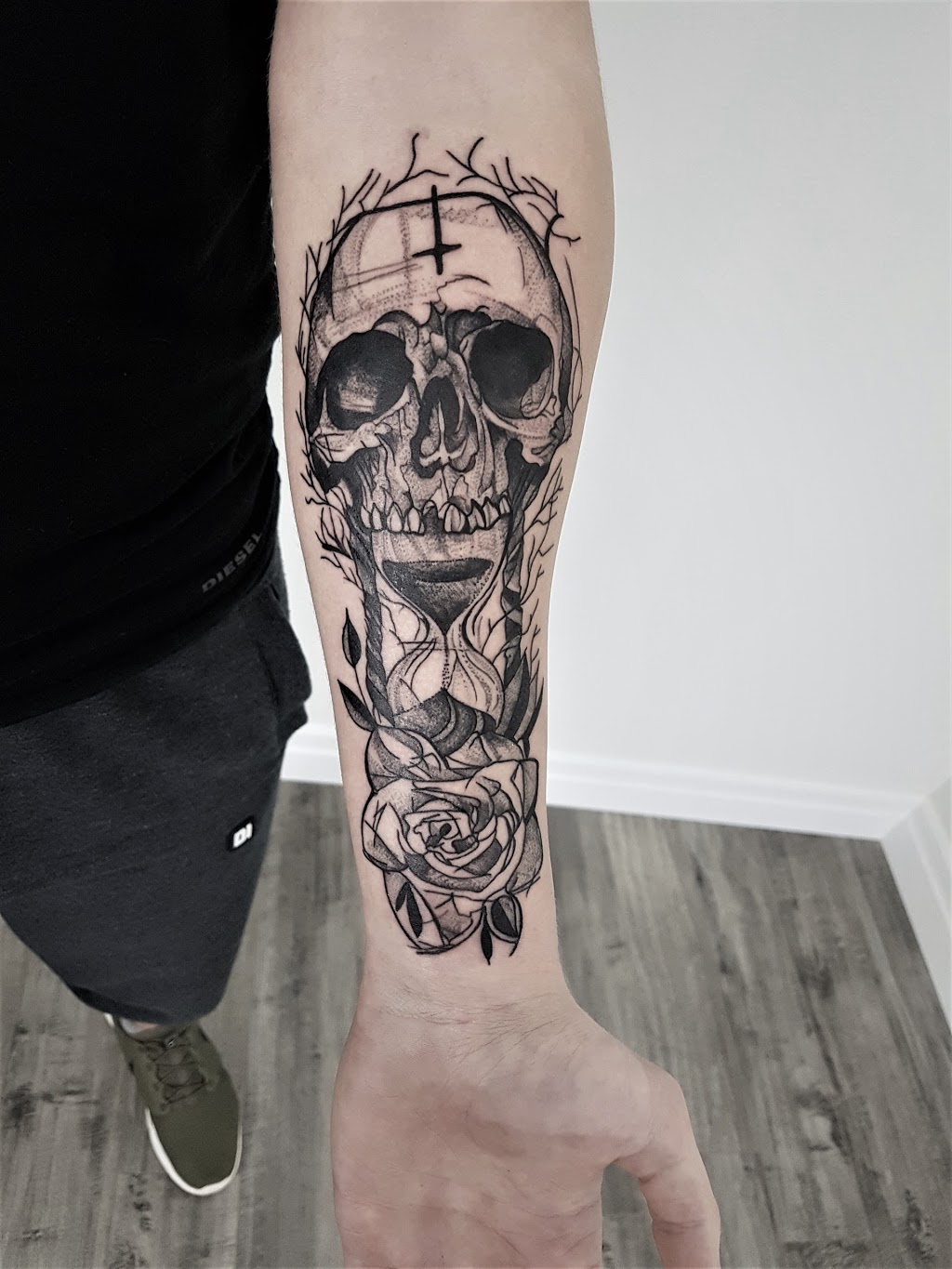 IH Tattoo Studio | 1381 Lakeshore Rd E unit 4, Mississauga, ON L5E 1G6, Canada | Phone: (905) 990-1229