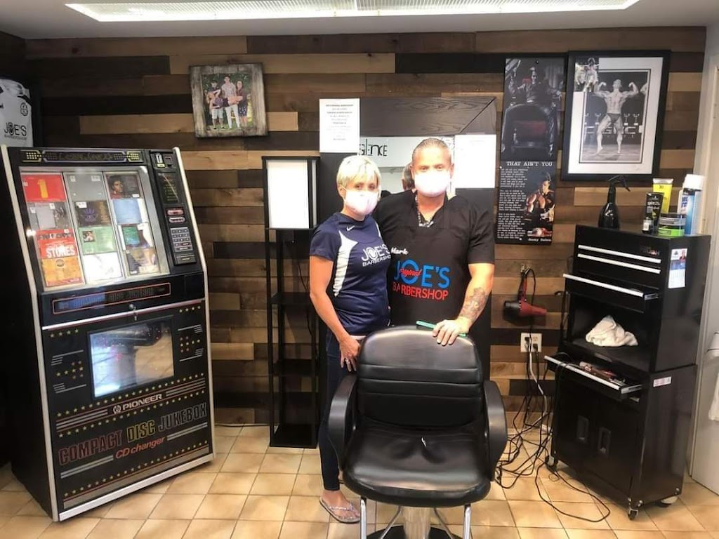 Joes Barber Shop | 115 Jones St, Oakville, ON L6L 3E7, Canada | Phone: (905) 582-2387