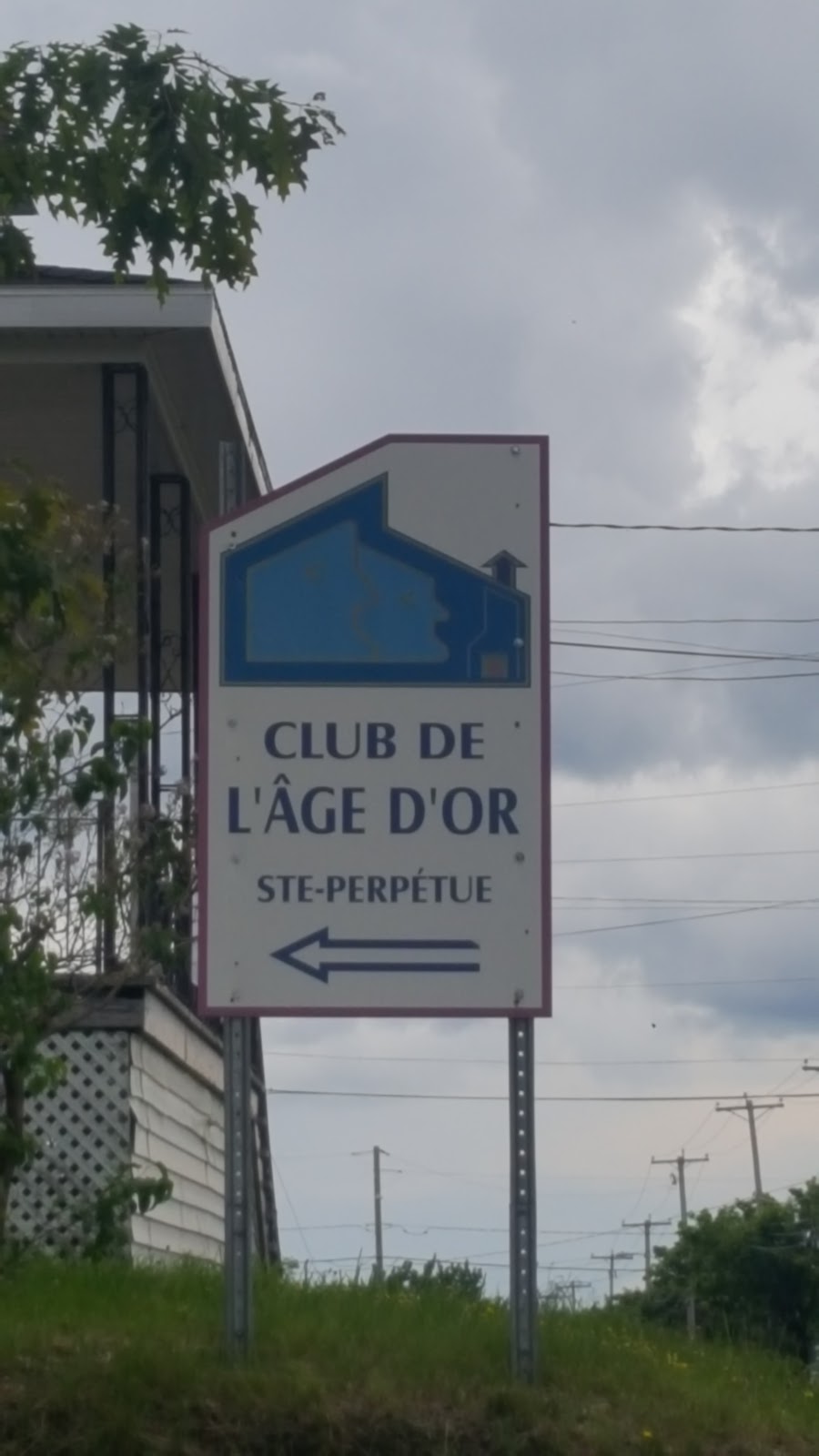 Club DAge DOr-Ste-Perpetue | 8 Rue des Bouleaux E, Sainte-Perpétue, QC G0R 3Z0, Canada | Phone: (418) 359-2826