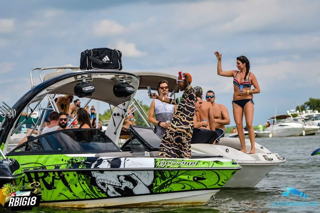 Les Croisières Privées Montreal wakesurf | 12750 Rue Notre-Dame Est, Pointe-aux-Trembles, QC H1A 3R2, Canada | Phone: (438) 881-1361