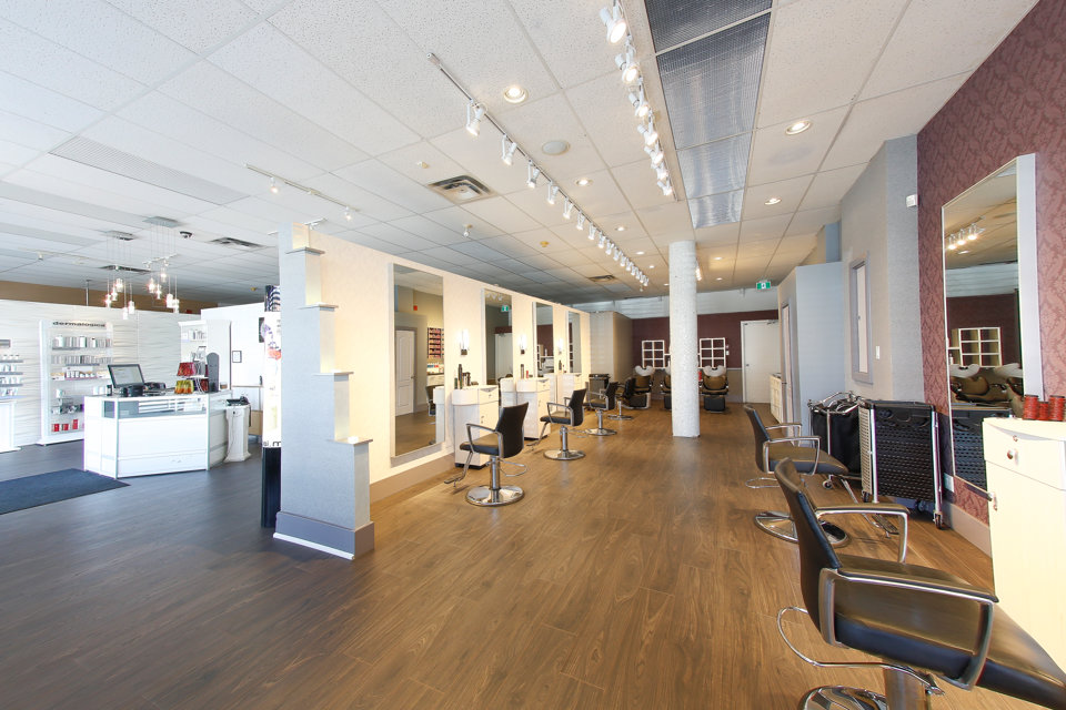 Venus Victoria Salon & Spa | 717 The Queensway, Etobicoke, ON M8Y 1L4, Canada | Phone: (416) 251-6778