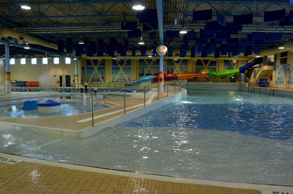 Splash Wave Pool | 2040 Ogilvie Rd, Gloucester, ON K1J 7N8, Canada | Phone: (613) 748-4222