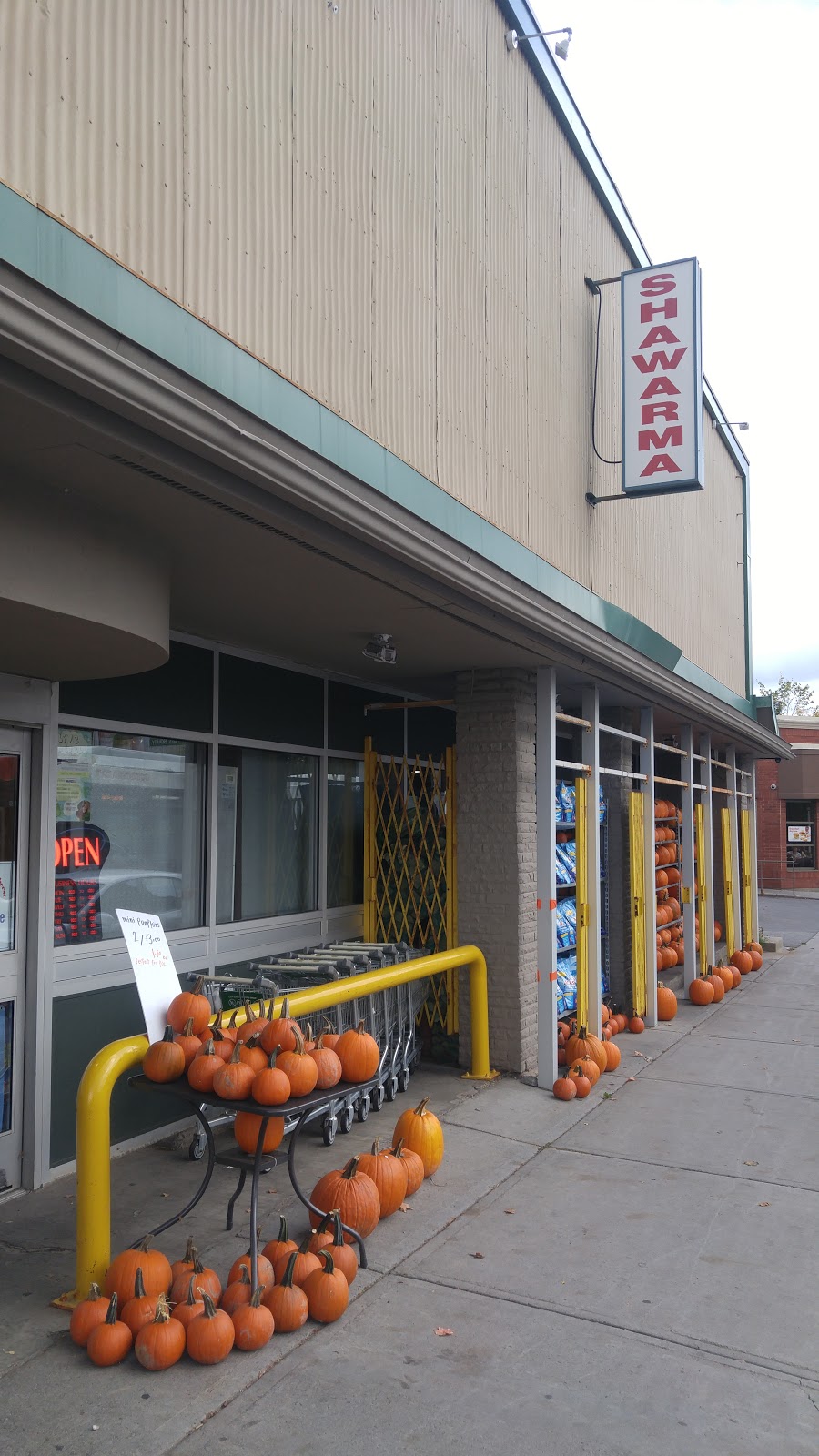 Cedars & Co. Food Market | 1255 Bank St, Ottawa, ON K1S 3Y2, Canada | Phone: (613) 288-2797