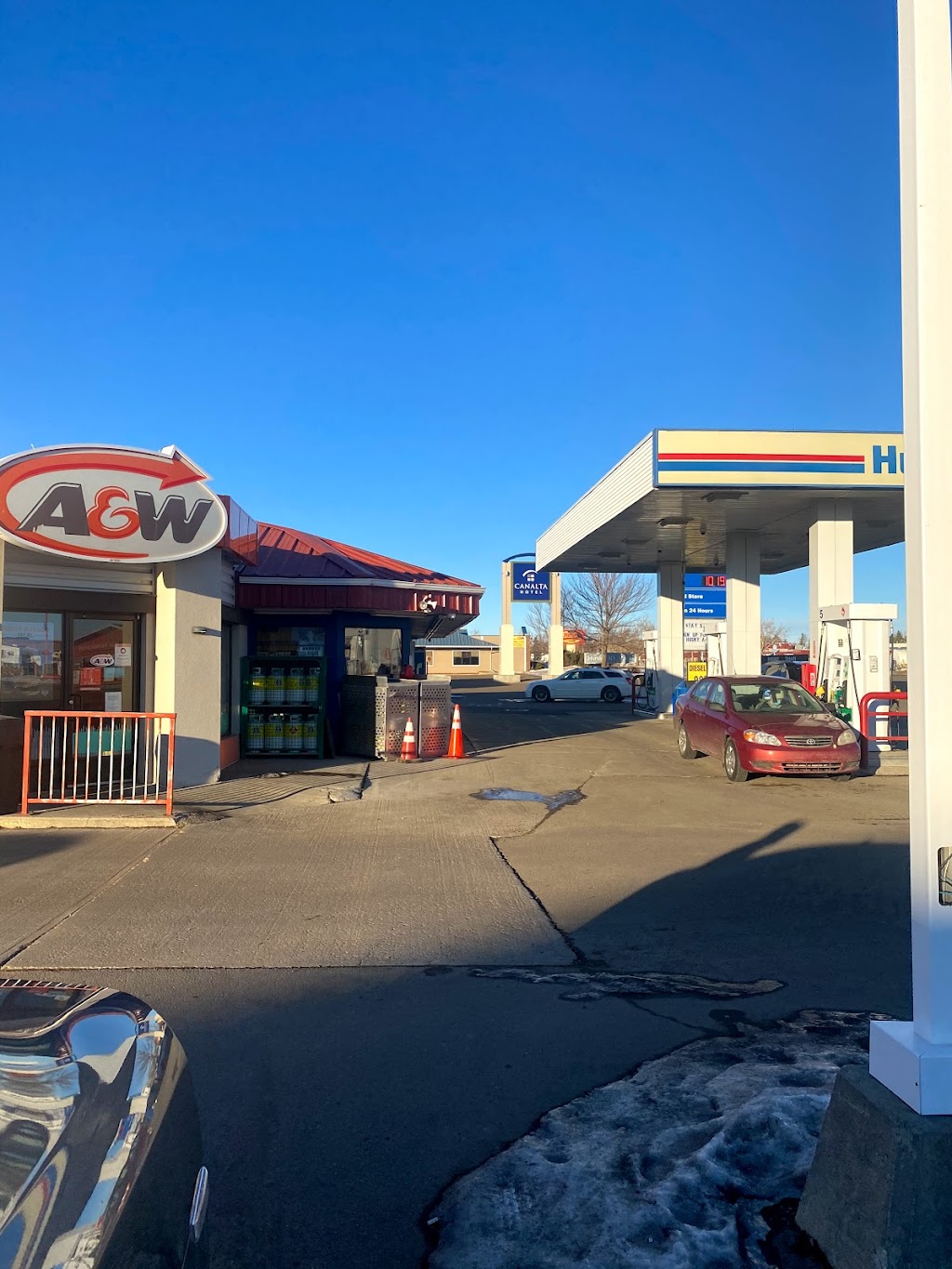 Co-op Gas Bar | 107 Palliser Trail, Hanna, AB T0J 1P0, Canada | Phone: (403) 854-3360