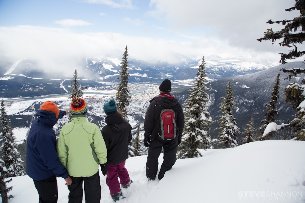 Revelstoke Snowshoe Company | 2950 Camozzi Rd, Revelstoke, BC V0E 2S1, Canada | Phone: (604) 671-9757