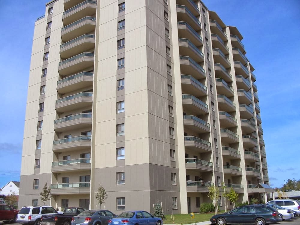 Capulet Towers II by Drewlo Holdings | 60 Capulet Ln, London, ON N6H 0B2, Canada | Phone: (519) 641-6420